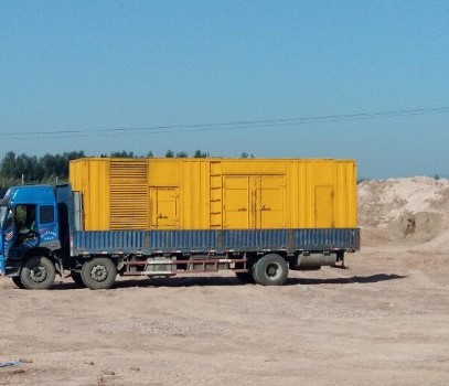 石嘴山海拔3000m以上地区的变压器外绝缘距离应如何确定？